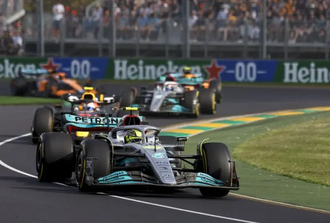 lewis hamilton aus