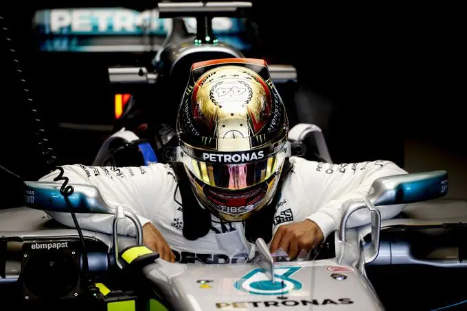 lewis hamilton f1 3