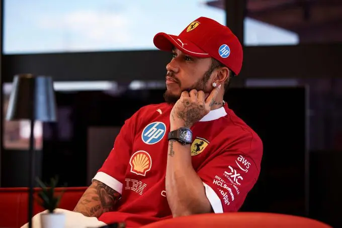 lewis hamilton ferrari