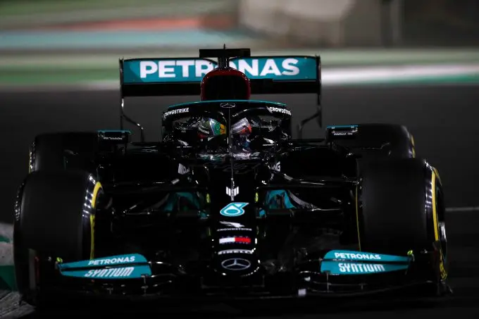 lewis hamilton jeddah 2