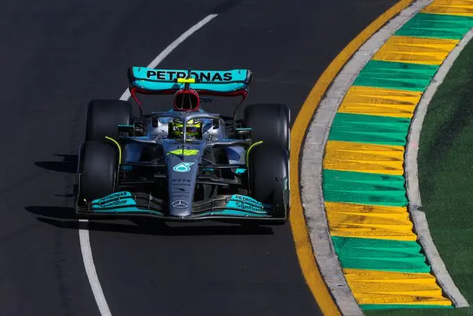 lewis hamilton melbourne