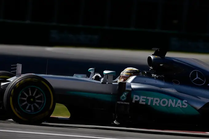 lewis hamilton mercedes