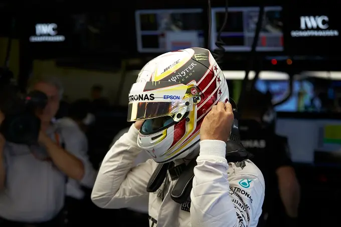 lewis hamilton mercedes f1