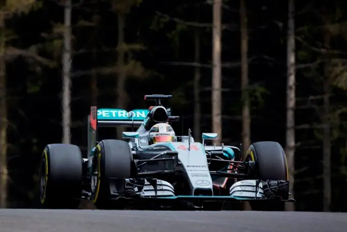 lewis hamilton mercedes spielberg