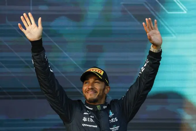 lewis hamilton podium 1
