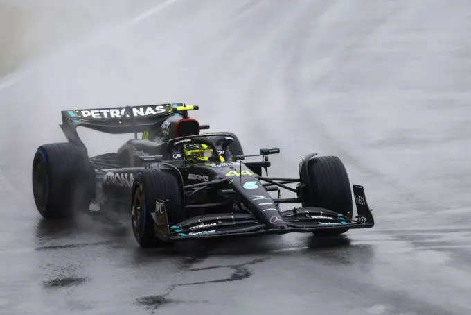 lewis hamilton regen canada