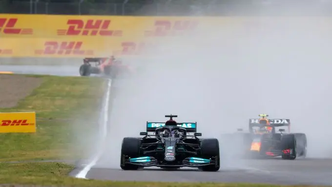 lewis hamilton regen imola