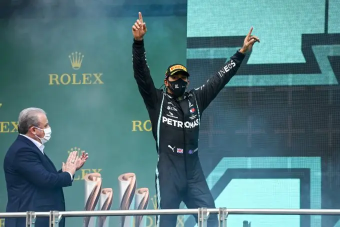 lewis hamilton rockstar world champion gp turkije 2020 m252173