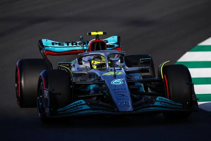 lewis hamilton track front m307097 1