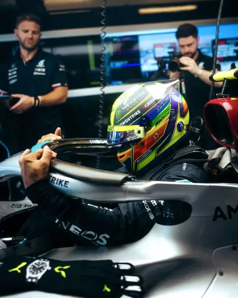 lewis hamilton vt1