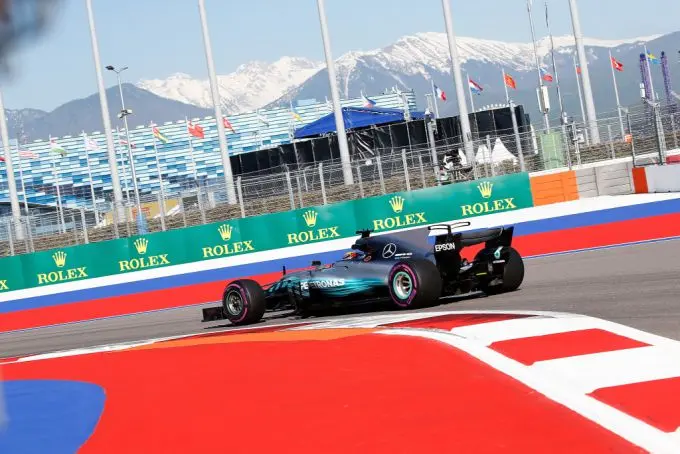 lewis hamilton vt2 sochi