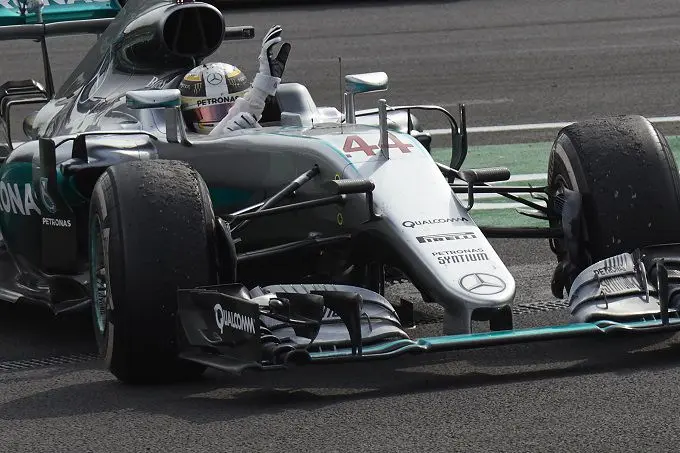 lewis hamilton winaar van de gp van mexico