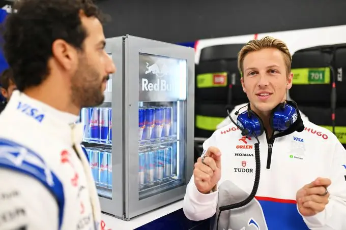 liam lawson en daniel ricciardo si202408230263