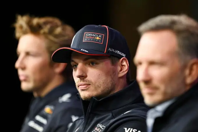 liam lawson l max verstappen c christian horner r 2 1