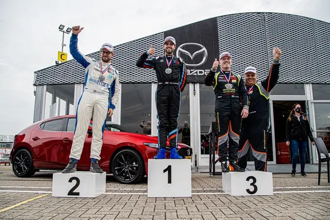 lorenzo van riet podium rx