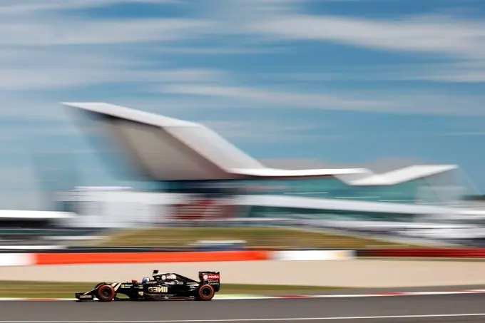 lotus f1 team silverstone