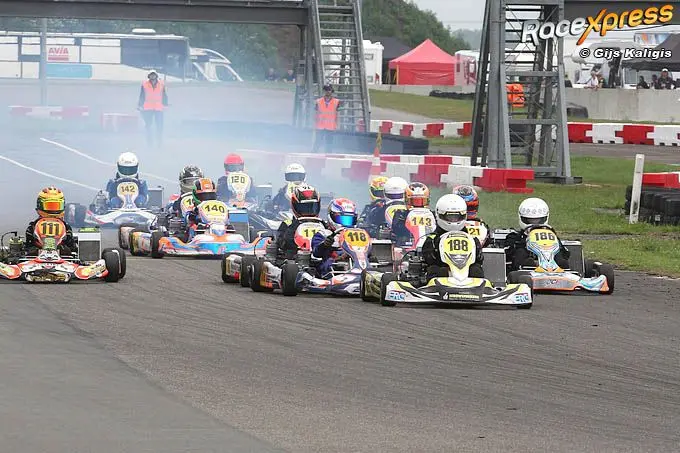 luca nieuwenhuizen aan kop met nummer 188 rx 680