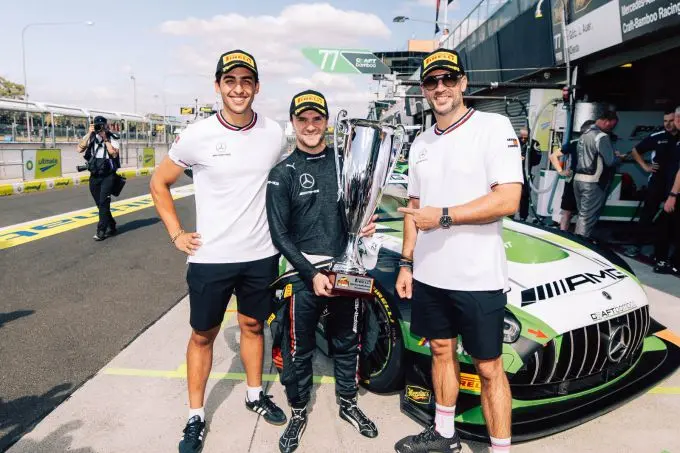 lucas auer pole met trofee