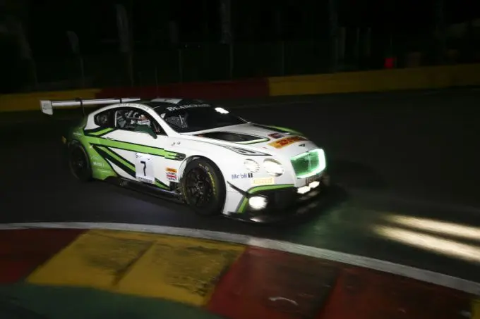 m bentley aan de leiding 7 ipv 8