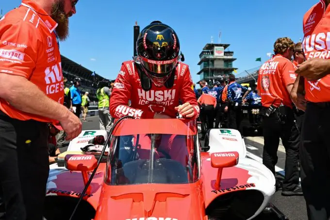 marcus ericsson ppg presents armed forces qualifying by james black referenceimagewithoutwatermark m81731