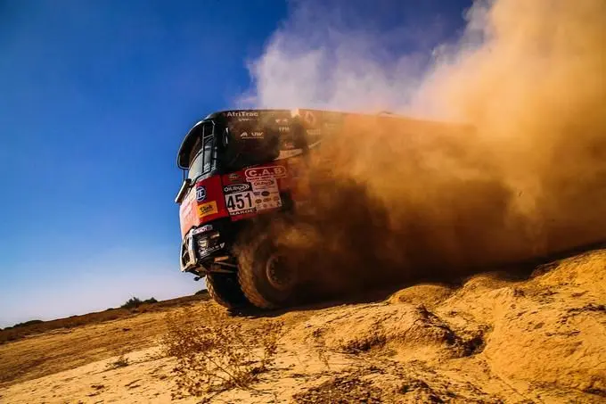 martin van den brink renault truck