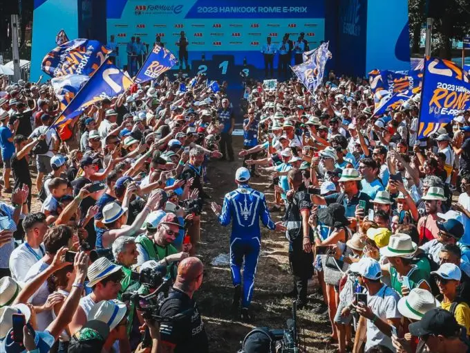 maserati terug op het podium thuis in rome