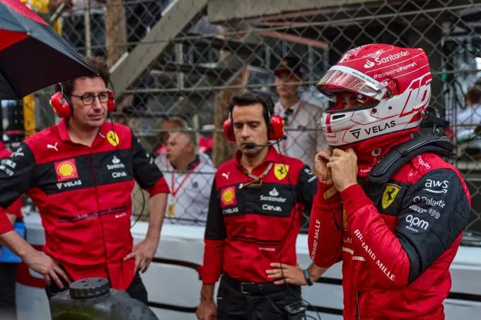 mattia binotto en charles leclerc 220079 monaco gp 2022 race