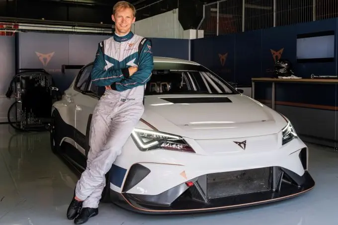 mattias ekstrom gaat elektrisch met cupra 1