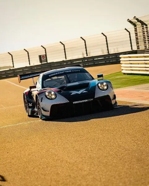 max en jos verstappen test aragon porsche 274160474 1100272583879896 2040278661439049944 n