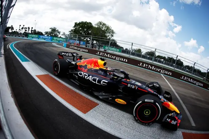 max verstappen actie zijkant si202205090089 hires jpeg 24bit rgb 1