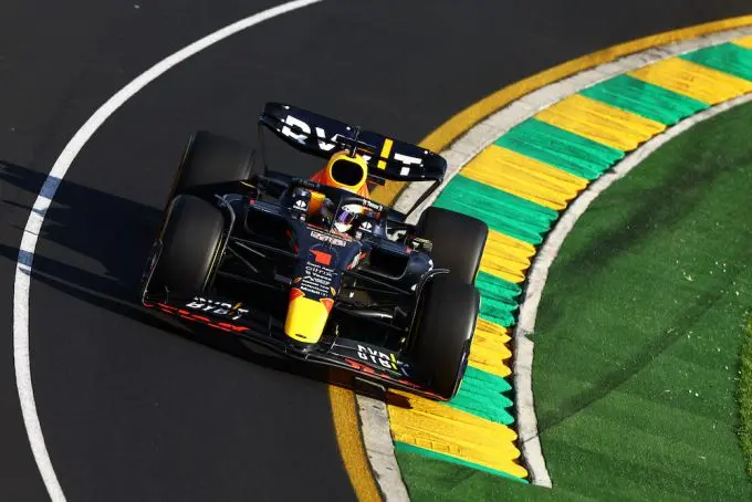 max verstappen aus race