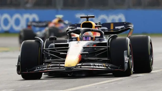 max verstappen aus race