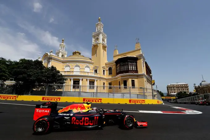 max verstappen baku f1