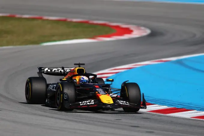 max verstappen barcelona vt2