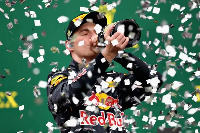 max verstappen champagne 1