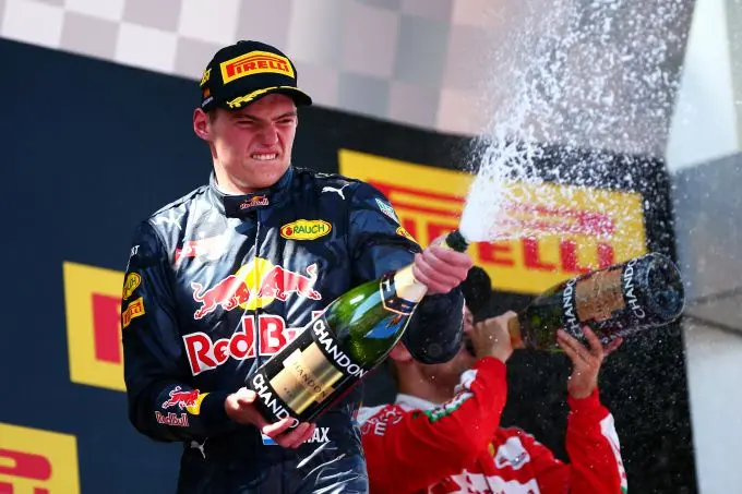 max verstappen champagneshower spain