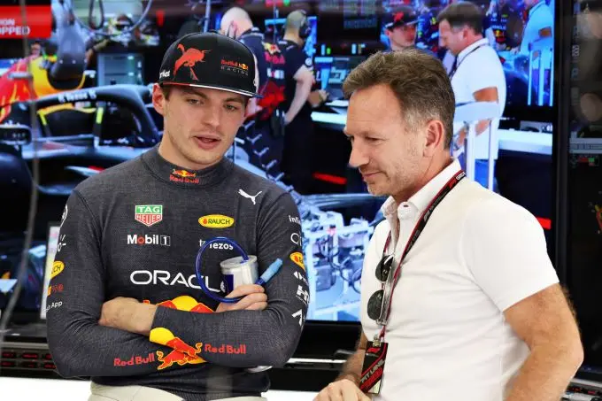 max verstappen christian horner bahrein 2022 si202203110218 hires jpeg 24bit rgb 1