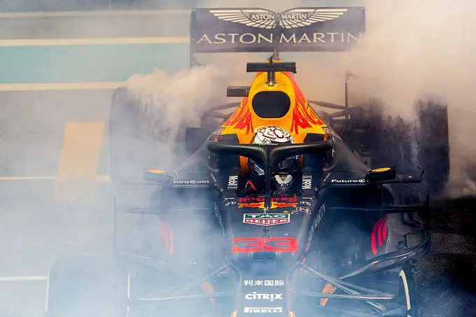 max verstappen donuts 1
