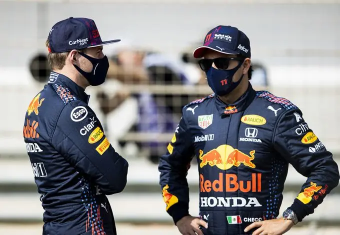 max verstappen en checo sergio perz f1