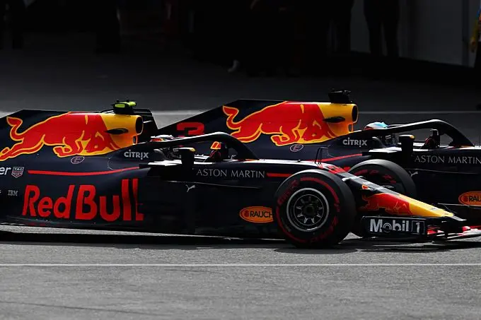 max verstappen en daniel ricciardo red bull f1
