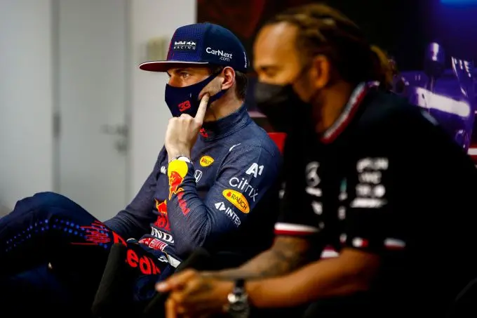 max verstappen en lewis hamilton bahrein 2021 bedenkingen si202103280349 news