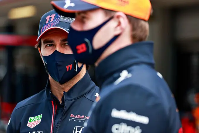 max verstappen en sergio perez toename druk si202105020067 hires jpeg 24bit rgb