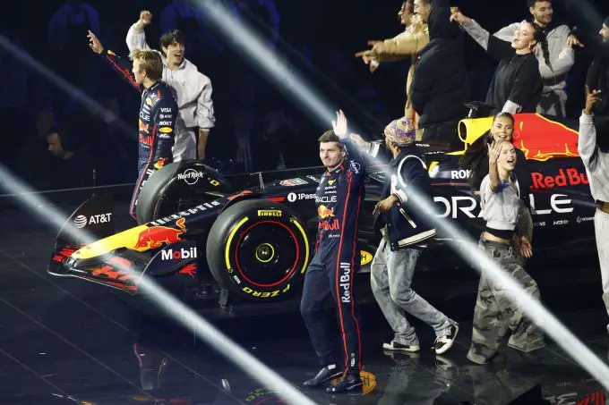 max verstappen f1 75 live 1