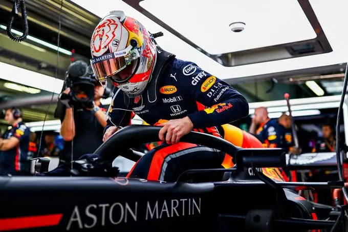 max verstappen f1 cockpit