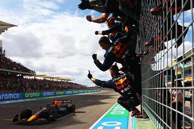 max verstappen f1 crew red bull