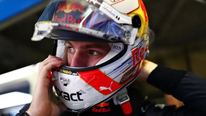 max verstappen f1 helm
