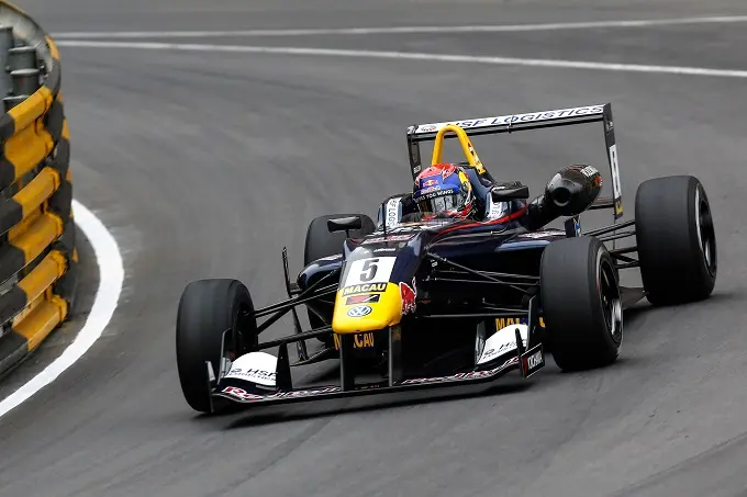 max verstappen f3 macau