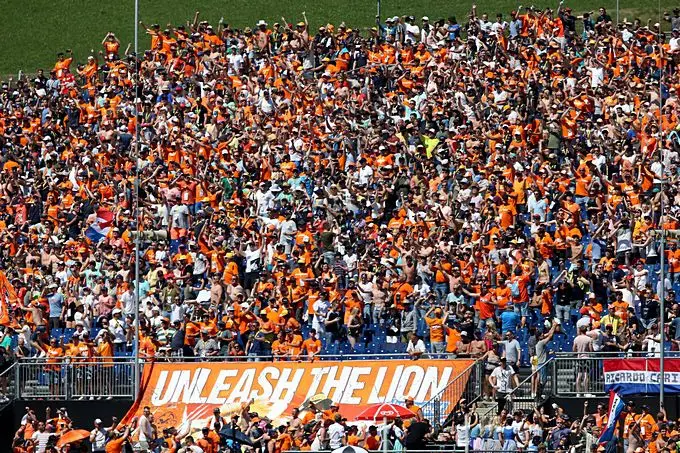 max verstappen fans oranje leeuw rx