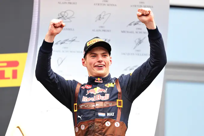 max verstappen formule 1 podium red bull