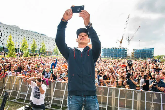 max verstappen formule 1 red bull jumbo groningen
